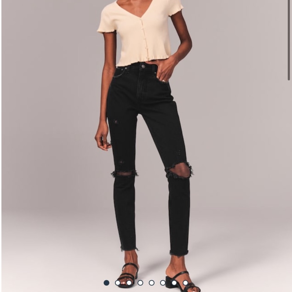 Abercrombie jeans size 27S NWT